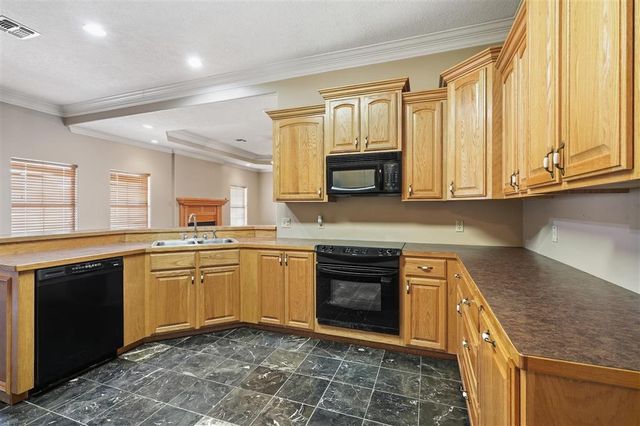 1054 S Kade Lane, Lake Charles, LA 70605