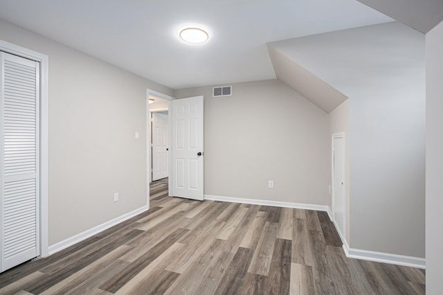 7404 W 86th Avenue, Crown Point, IN 46307