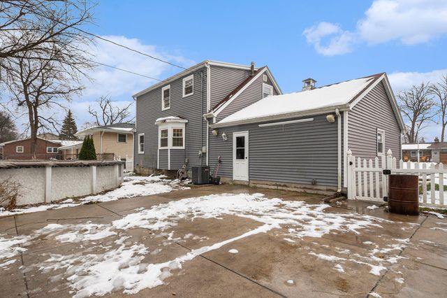 7404 W 86th Avenue, Crown Point, IN 46307