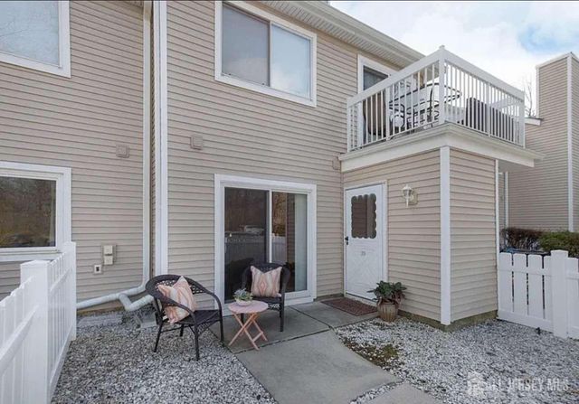 29 Wynwood Drive, South Brunswick, NJ 08852