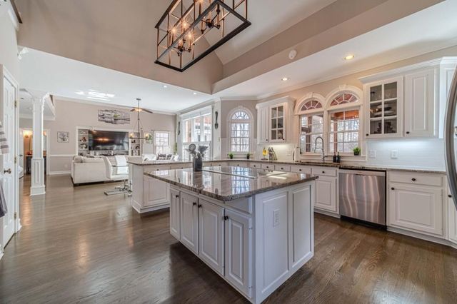 1412 Stratford Hall Court, Grayson, GA 30017