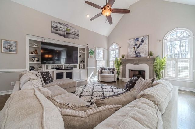 1412 Stratford Hall Court, Grayson, GA 30017