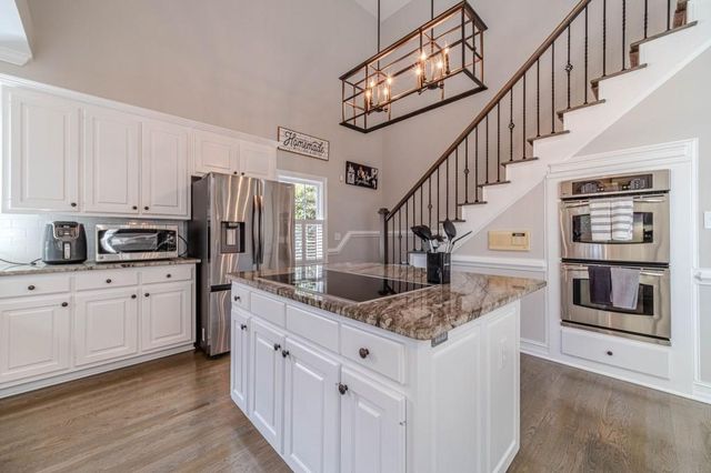 1412 Stratford Hall Court, Grayson, GA 30017