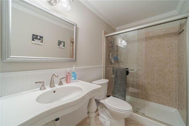 1412 Stratford Hall Court, Grayson, GA 30017