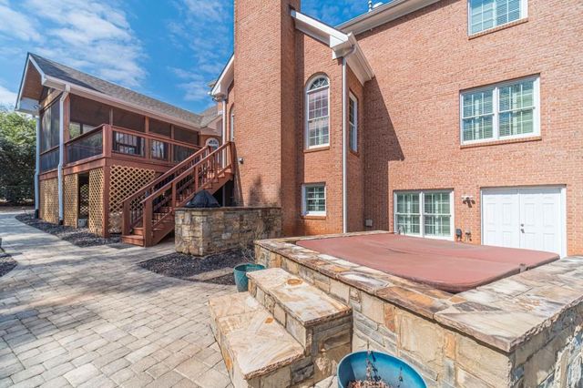 1412 Stratford Hall Court, Grayson, GA 30017