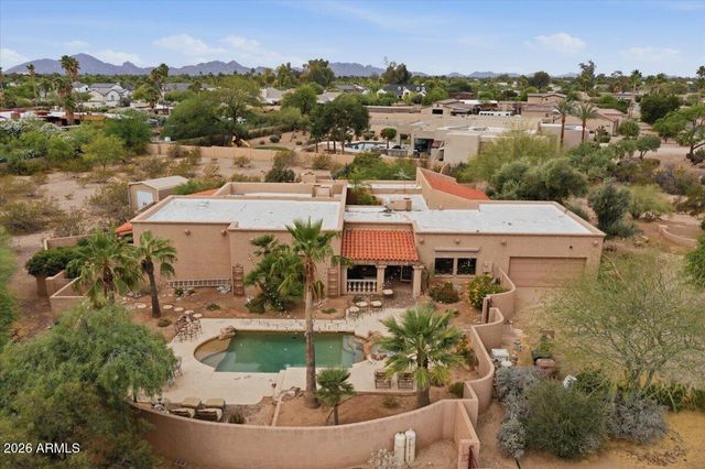 9969 E CHARTER OAK Road 5, Scottsdale, AZ 85260