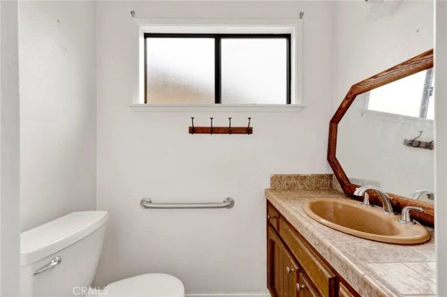 633 Groton Drive, Burbank, CA 91504