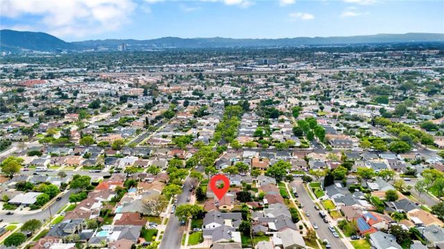633 Groton Drive, Burbank, CA 91504