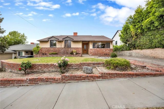 633 Groton Drive, Burbank, CA 91504