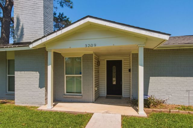 3209 Concord Drive, Mesquite, TX 75150