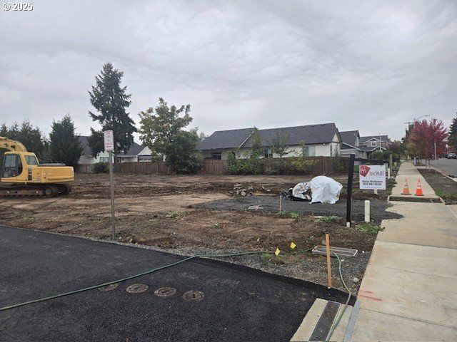 1521 Brown St, Woodburn, OR 97071