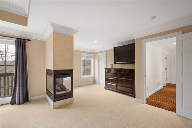 7031 Pinehurst, Collier Twp, PA 15142