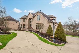 7031 Pinehurst, Collier Twp, PA 15142