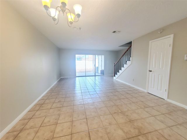 2030 Plantation Drive B2, Conroe, TX 77301