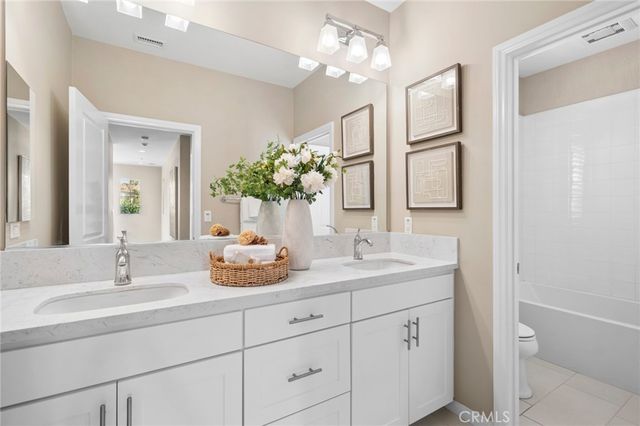 131 Waterleaf, Irvine, CA 92620