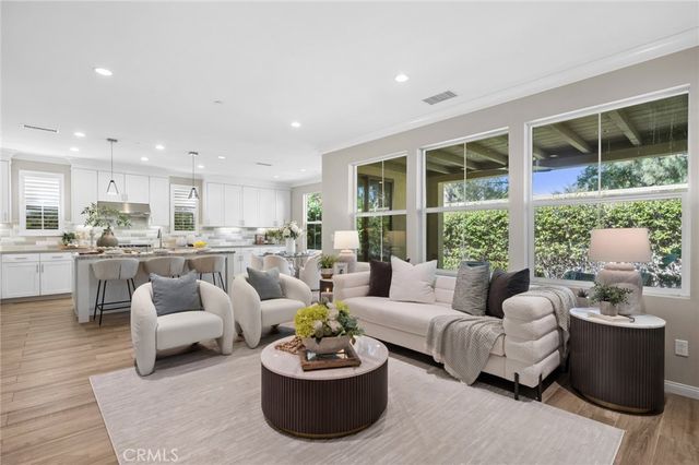131 Waterleaf, Irvine, CA 92620