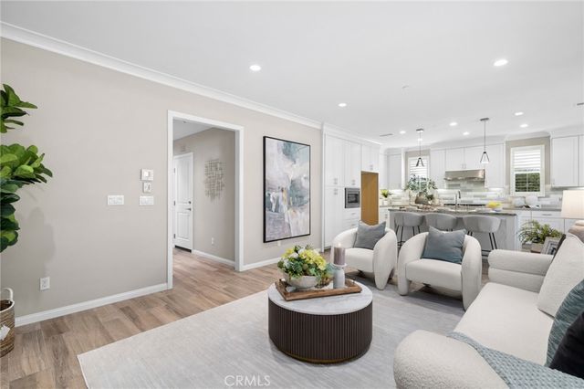 131 Waterleaf, Irvine, CA 92620