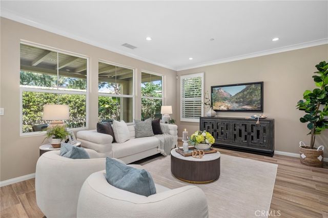 131 Waterleaf, Irvine, CA 92620
