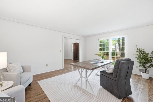 5055 Roxburgh Drive, Roswell, GA 30076