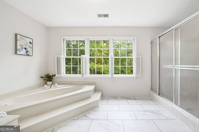 5055 Roxburgh Drive, Roswell, GA 30076