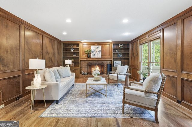 5055 Roxburgh Drive, Roswell, GA 30076