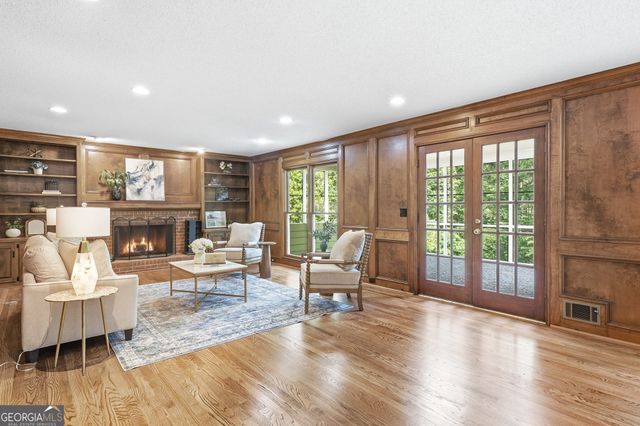 5055 Roxburgh Drive, Roswell, GA 30076