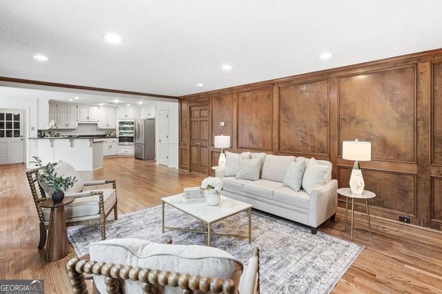 5055 Roxburgh Drive, Roswell, GA 30076