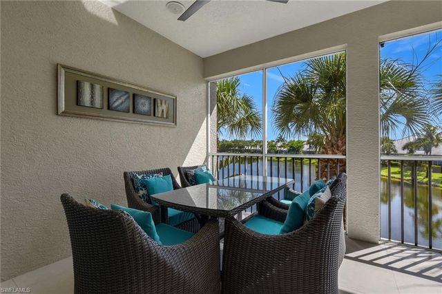 4650 Hawks Nest WAY M202, Naples, FL 34114