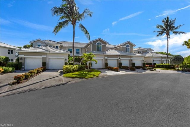 4650 Hawks Nest WAY M202, Naples, FL 34114