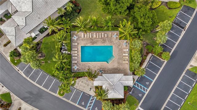 4650 Hawks Nest WAY M202, Naples, FL 34114
