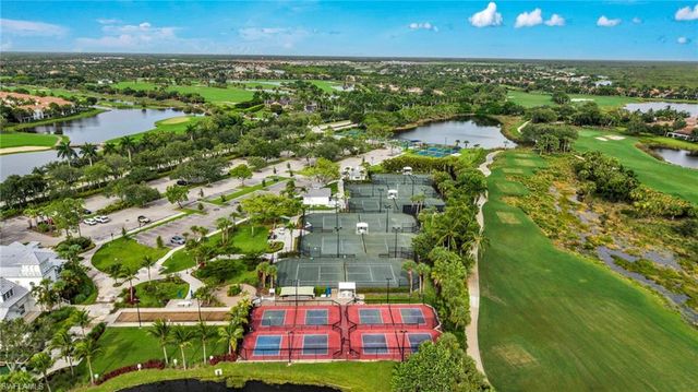 4650 Hawks Nest WAY M202, Naples, FL 34114
