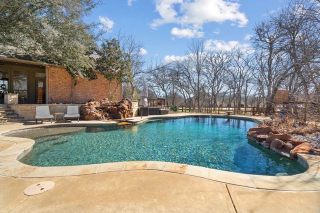 8229 Steeplechase Circle, Argyle, TX 76226