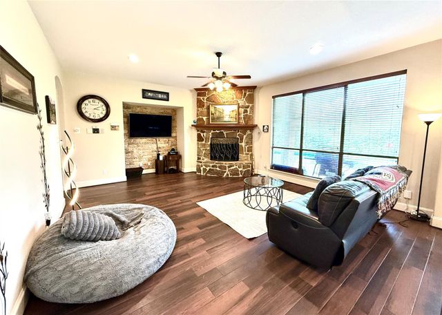 3302 Sunset Field Lane, Missouri City, TX 77459