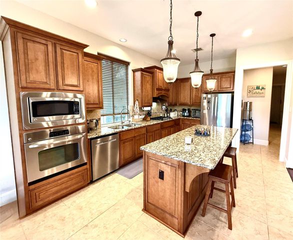 3302 Sunset Field Lane, Missouri City, TX 77459