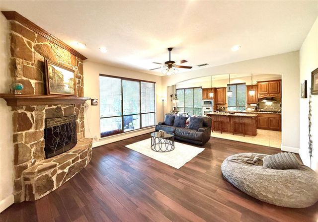 3302 Sunset Field Lane, Missouri City, TX 77459