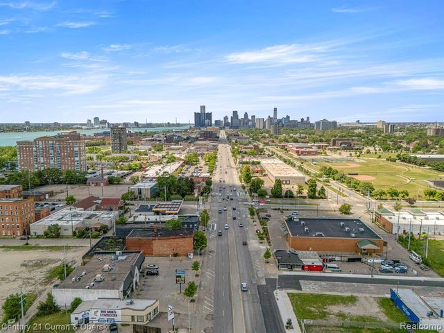 250 E Harbortown Drive 708, Detroit, MI 48207