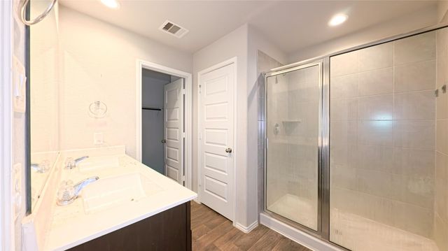 8522 Sacred Lotus Lane, Rosharon, TX 77583