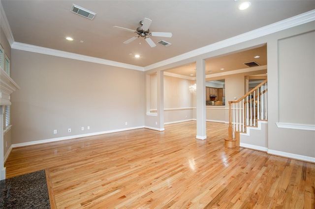 2906 Royal Oaks Crest, Houston, TX 77082