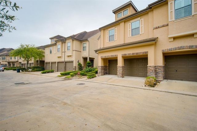 2906 Royal Oaks Crest, Houston, TX 77082