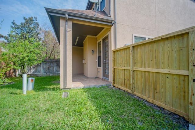 2906 Royal Oaks Crest, Houston, TX 77082