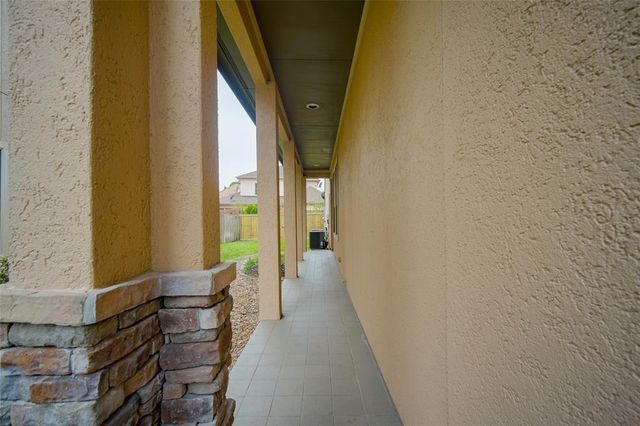 2906 Royal Oaks Crest, Houston, TX 77082