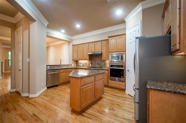 2906 Royal Oaks Crest, Houston, TX 77082