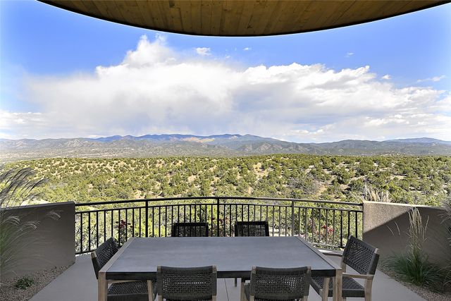 3295 Monte Sereno Drive, Santa Fe, NM 87506