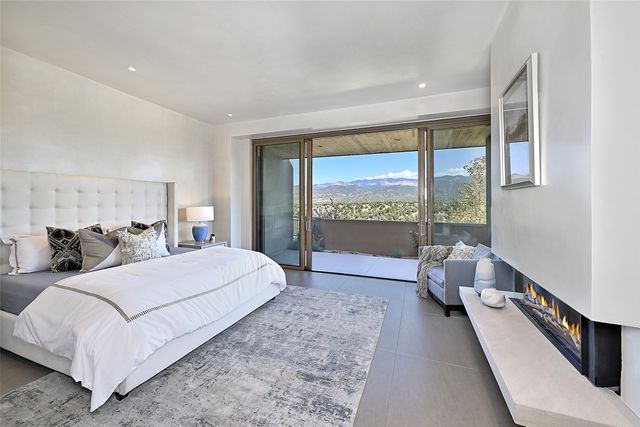 3295 Monte Sereno Drive, Santa Fe, NM 87506