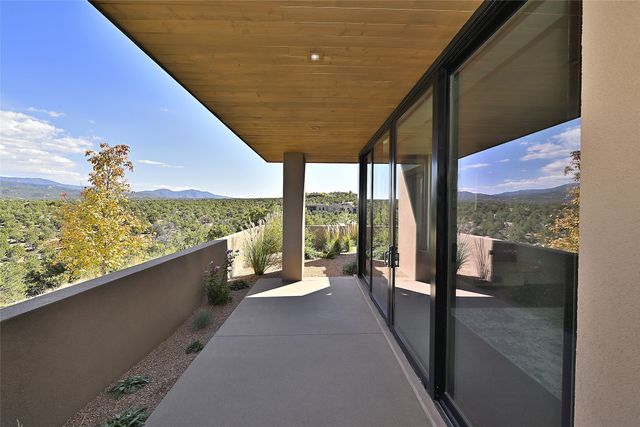 3295 Monte Sereno Drive, Santa Fe, NM 87506