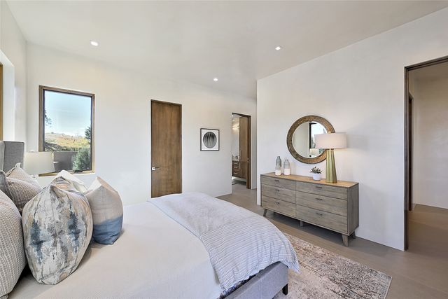 3295 Monte Sereno Drive, Santa Fe, NM 87506