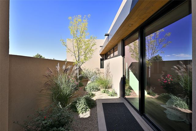 3295 Monte Sereno Drive, Santa Fe, NM 87506