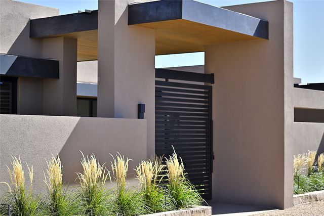 3295 Monte Sereno Drive, Santa Fe, NM 87506