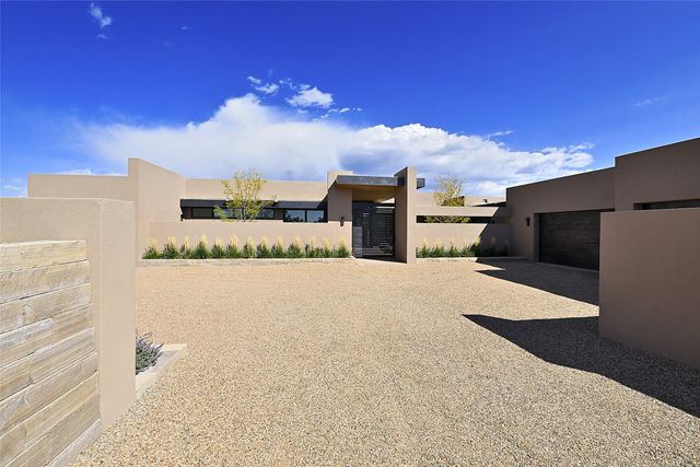 3295 Monte Sereno Drive, Santa Fe, NM 87506
