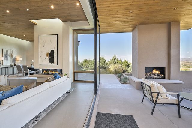 3295 Monte Sereno Drive, Santa Fe, NM 87506